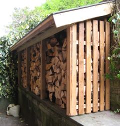 Logshed